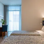 Vegas 比比翁
