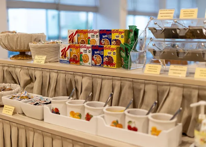 Готель Vegas 3*